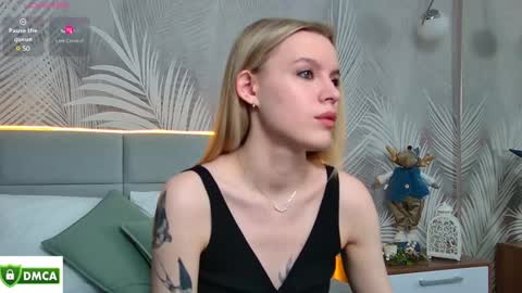 Snapshot of amaliabell chatting on 01/12/25, 01:05 Amalia online show from 01/12/25, 01:05