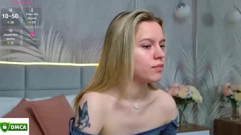 Snapshot of amaliabell chatting on 02/18/25, 01:11 Amalia online show from 02/18/25, 01:11