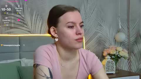 Snapshot of amaliabell chatting on 09/22/25, 01:02 Amalia online show from 09/22/25, 01:02