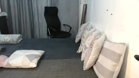 amaliafox11 online show from 02/07/25, 10:19