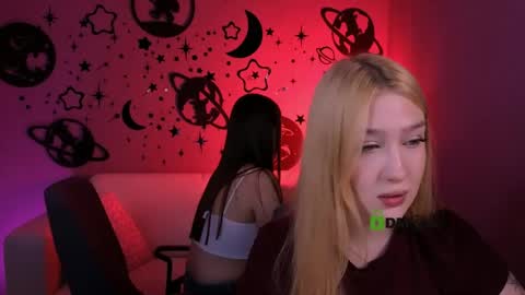Amalia online show from 04/28/26, 07:41