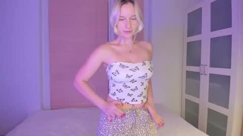 Amanda online show from 12/15/25, 11:42