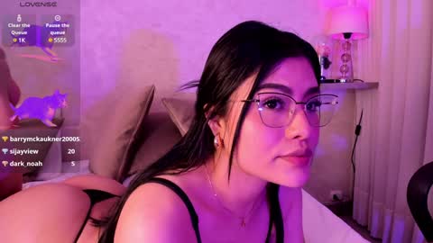 Snapshot of amanda_26 chatting on 01/29/25, 07:57 Luisa online show from 01/29/25, 07:57