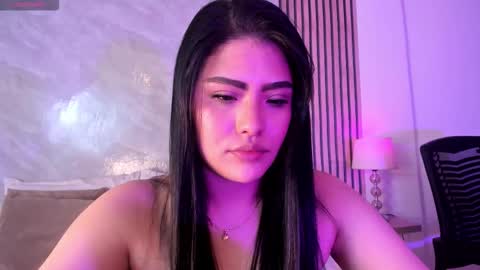 Snapshot of amanda_26 chatting on 02/13/26, 02:51 Luisa online show from 02/13/26, 02:51