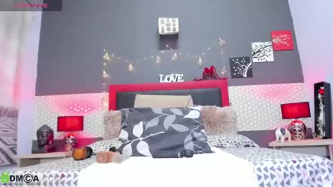 Snapshot of amanda_6ix9ine chatting on 12/08/24, 12:51 diana Private is Open online show from 12/08/24, 12:51