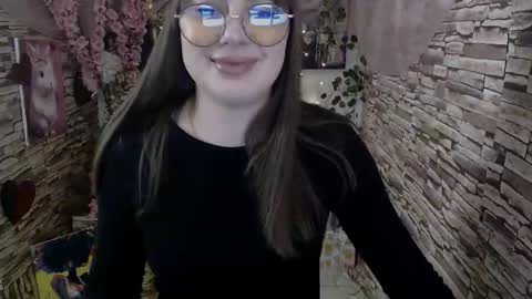 Snapshot of amanda_bright_ chatting on 10/15/25, 06:35 amanda_bright_ online show from 10/15/25, 06:35