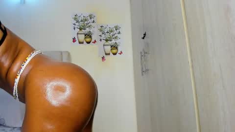 Snapshot of amanda_tint chatting on 02/25/26, 06:34 Amanda tint online show from 02/25/26, 06:34