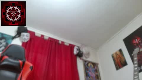 Amanda Valeska online show from 11/05/25, 06:08