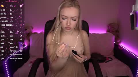 Snapshot of amandaafire chatting on 01/29/25, 09:33 Amanda online show from 01/29/25, 09:33