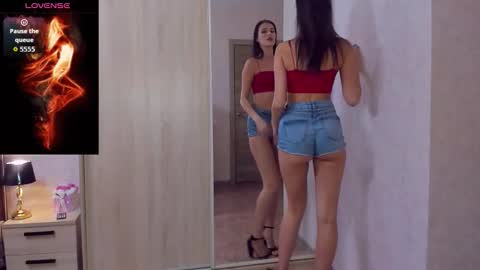 Snapshot of amandaair chatting on 09/22/25, 05:04 AmandaAir online show from 09/22/25, 05:04