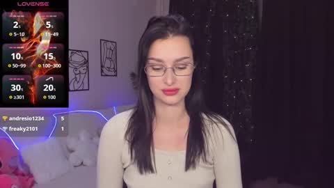 Snapshot of amandaair chatting on 10/12/25, 04:50 AmandaAir online show from 10/12/25, 04:50