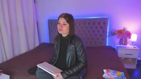 Amanda online show from 04/29/26, 04:49