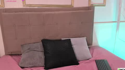 amandalee26 online show from 05/03/26, 10:05
