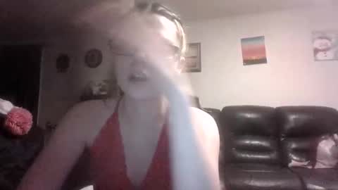Snapshot of amandasargent2001 chatting on 02/15/26, 02:41 Candy-Lynn online show from 02/15/26, 02:41