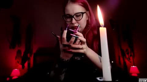 Goddess Amanita online show from 12/15/25, 09:57