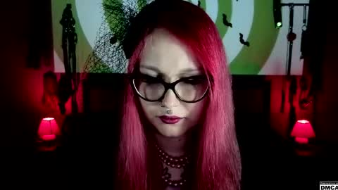 Snapshot of amanita__pantherina chatting on 04/14/26, 11:16 Goddess Amanita online show from 04/14/26, 11:16