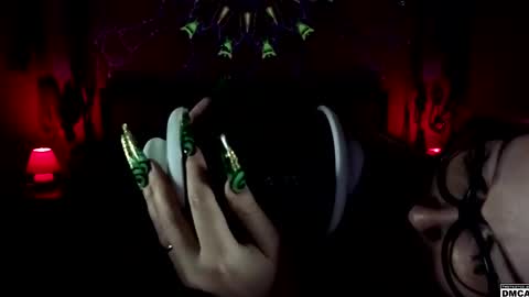 Snapshot of amanita__pantherina chatting on 04/27/26, 12:47 Goddess Amanita online show from 04/27/26, 12:47
