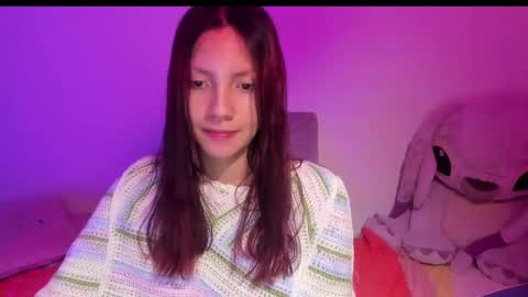 Snapshot of amara_22_ chatting on 02/27/25, 07:23 Liz online show from 02/27/25, 07:23