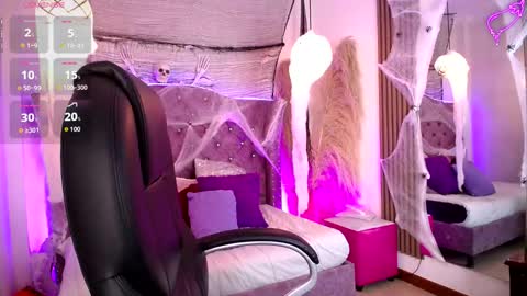 amara_davis1 online show from 10/16/25, 04:35