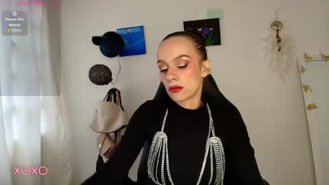 Amara Fey online show from 04/27/26, 09:46