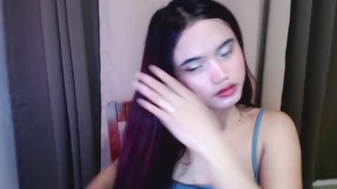 Snapshot of amara_hayami chatting on 11/12/25, 12:44 amara_hayami online show from 11/12/25, 12:44