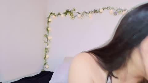 Amara Vega  online show from 06/05/26, 03:29