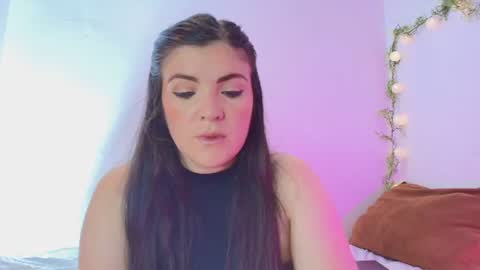 Amara Vega  online show from 06/21/26, 11:57