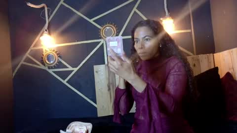 Snapshot of amara_vex chatting on 06/01/26, 12:18 amara_vex online show from 06/01/26, 12:18