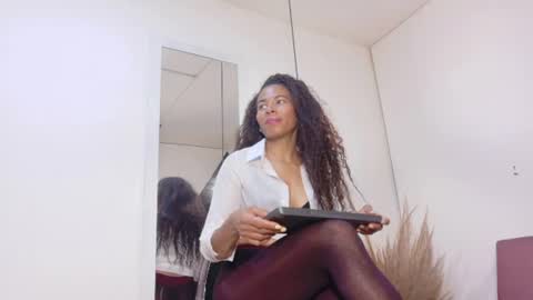 Snapshot of amara_vex chatting on 07/25/26, 12:36 amara_vex online show from 07/25/26, 12:36