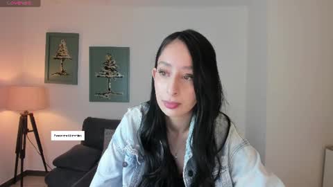 Snapshot of amaradivinex chatting on 06/20/26, 11:24 Amara Di online show from 06/20/26, 11:24