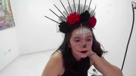 Snapshot of amaranta69_cam chatting on 11/01/25, 04:25 AMARANTA online show from 11/01/25, 04:25