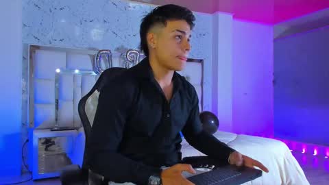 Snapshot of amarantablonde chatting on 10/05/25, 12:03 amarantablonde online show from 10/05/25, 12:03