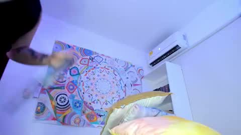 Susan online show from 10/28/25, 03:36