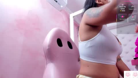 Snapshot of amarantha_milk2 chatting on 12/20/25, 11:50 amarantha online show from 12/20/25, 11:50