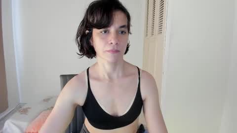 Amarantha online show from 09/11/25, 08:42