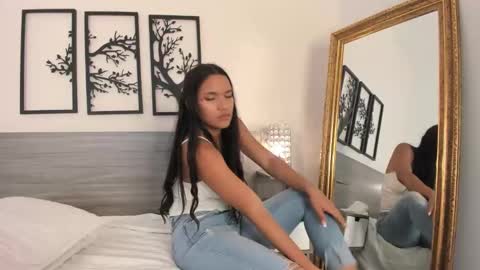 Amara online show from 02/14/25, 06:51