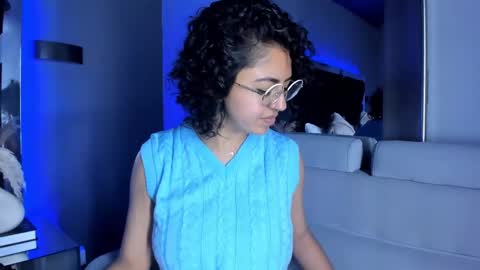 Emily online show from 03/03/25, 02:15