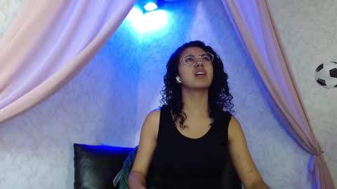Snapshot of amarettho chatting on 06/23/26, 02:37 Emily online show from 06/23/26, 02:37