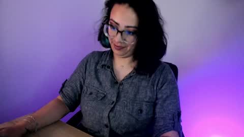 Snapshot of amaryllis_vizcaya chatting on 12/06/24, 09:13 Katt online show from 12/06/24, 09:13