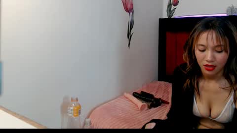 AMARYXS1 online show from 12/21/25, 04:03