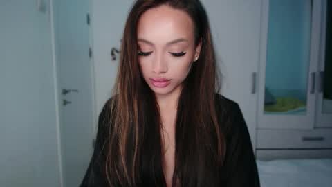 amateur_fitbabex online show from 10/28/25, 07:01