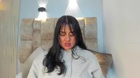 AMATISTA online show from 10/17/25, 01:09