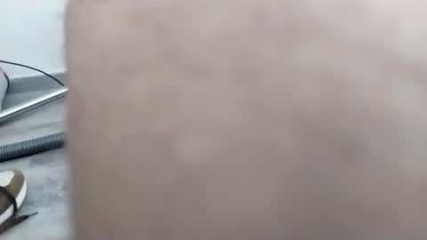 Snapshot of amatuercouple668922 chatting on 02/21/25, 06:51 Petruss s Csabesztoo online show from 02/21/25, 06:51