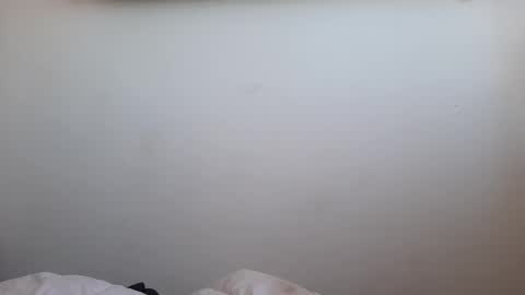 Snapshot of amatuercouple668922 chatting on 04/07/26, 12:05 Petruss s Csabesztoo online show from 04/07/26, 12:05