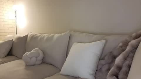 amaya_floress online show from 04/29/26, 06:17