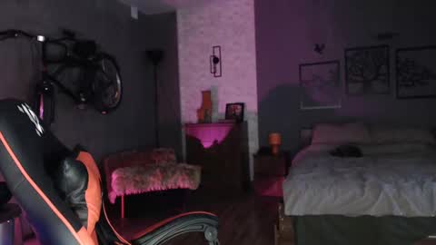 Snapshot of amayamalina chatting on 12/07/24, 06:32 Malina online show from 12/07/24, 06:32