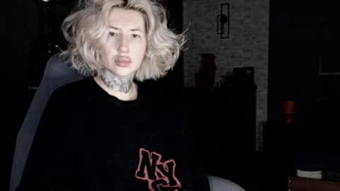 Snapshot of amayamalina chatting on 01/11/25, 04:06 Malina online show from 01/11/25, 04:06