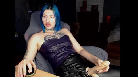 Snapshot of amayamalina chatting on 01/31/25, 12:40 Malina online show from 01/31/25, 12:40