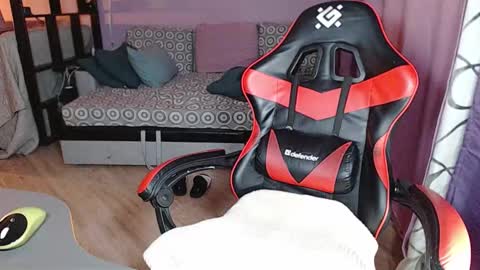 Malina online show from 12/13/25, 07:53