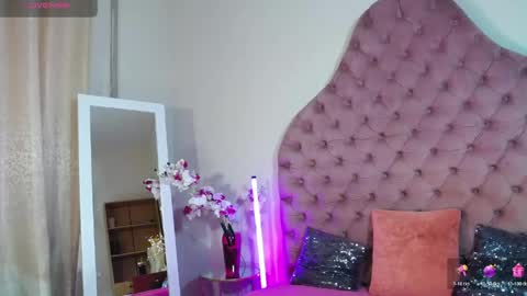 Snapshot of amazongoddess_ chatting on 05/07/26, 11:59 Amazon online show from 05/07/26, 11:59